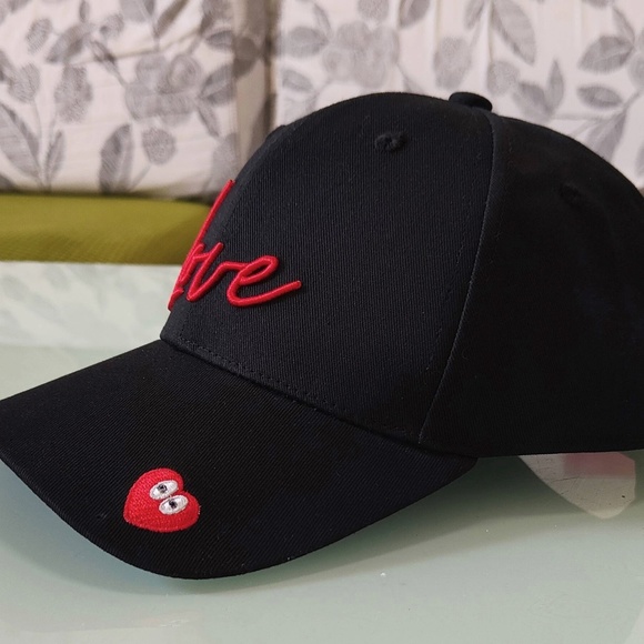 Crazy Hearts Designs, 3D Embroidered  "  Love " Hat in Black - Size: Adjustable - Picture 4 of 4